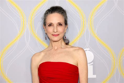 Bebe Neuwirth Children: A Look Into The Family Of The Talented。